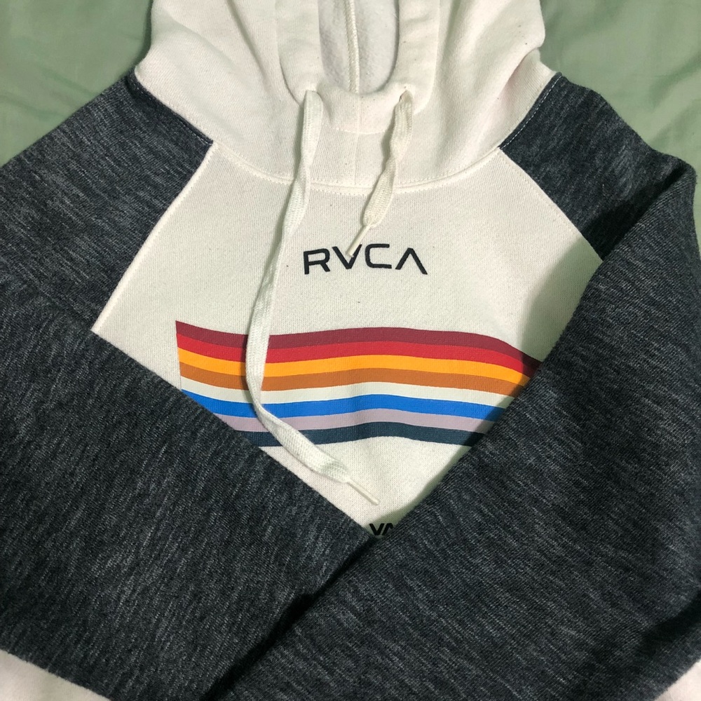 Women’s RVCA sweater!
